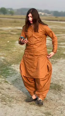 #fouryou #foryoupage YaR pA kHpAlO 👀KhPaLa MaYn sHv 😘#videoviraltiktok #fyp #100k😊 