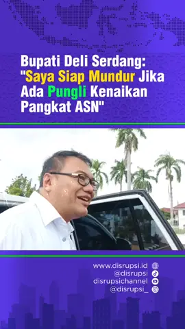 Disrupsi.id, Deli Serdang - Bupati Deli Serdang Asri Ludin Tambunan menegaskan siap mundur dari jabatannya jika terbukti ada pungutan liar (pungli) terkait ujian dinas kenaikan pangkat bagi Aparatur Sipil Negara (ASN). Pernyataan itu disampaikan Asri Ludin menanggapi keluhan ASN Pemerintah Kabupaten Deli Serdang, Farida Purba, yang sempat viral karena menuding adanya pungli dalam proses ujian dinas kenaikan pangkat. “Tadi sudah disampaikan ibu Farida bahwa untuk ujian dinas kenaikan pangkat tidak ada pungli. Jadi kalau ada di era saya, saya siap mundur,” ujar Asri Ludin kepada wartawan, Minggu (2/11/2025). Asri menjelaskan, dugaan pungli yang dirasakan Farida terjadi pada tahun 2019, jauh sebelum dirinya menjabat sebagai bupati. “Pungli yang diceritakan ibu itu sejak 2019, jauh sebelum saya menjabat. Saya baru jadi Kepala Dinas 2023-2024 dan Bupati pada 2025. Jadi itu akumulasi masalah lama,” ucapnya. Ia juga menegaskan, kelulusan ASN dalam ujian dinas bukan wewenang pemerintah daerah, melainkan ditentukan oleh Badan Kepegawaian Negara (BKN). Asri Ludin, yang akrab disapa Aci, memastikan tidak ada praktik pungli di era kepemimpinannya. Ia bahkan telah menyampaikan kepada Gubernur Sumatera Utara (Sumut), Bobby Nasution komitmennya untuk bersikap tegas. “Gadak lagi pungli di era saya. Kalau ada pungli terkait ujian dinas, saya mundur dari jabatan bupati,” tegasnya. #Pungli #BupatiDeliSerdang #AsriLudinTambunan #PemkabDeliSerdang #kenaikanpangkat @asriludintambunan 