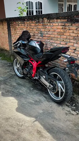 #cbr250rr #babyrr #pekanbaru #4u 