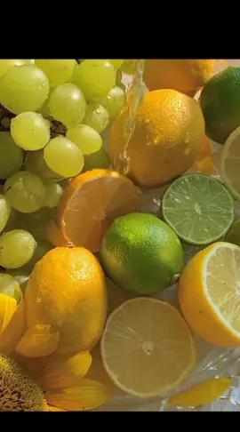 फलफूल खाँदै हाँस्ने है त😂 #nepalitiktok #funny