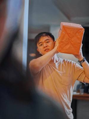 Nungguin ya? Nungguin apa?