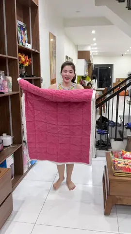 Tấm thảm lông đủ kích thước….#xuhuong #thảm #thamlongcuu #thamtraisan 