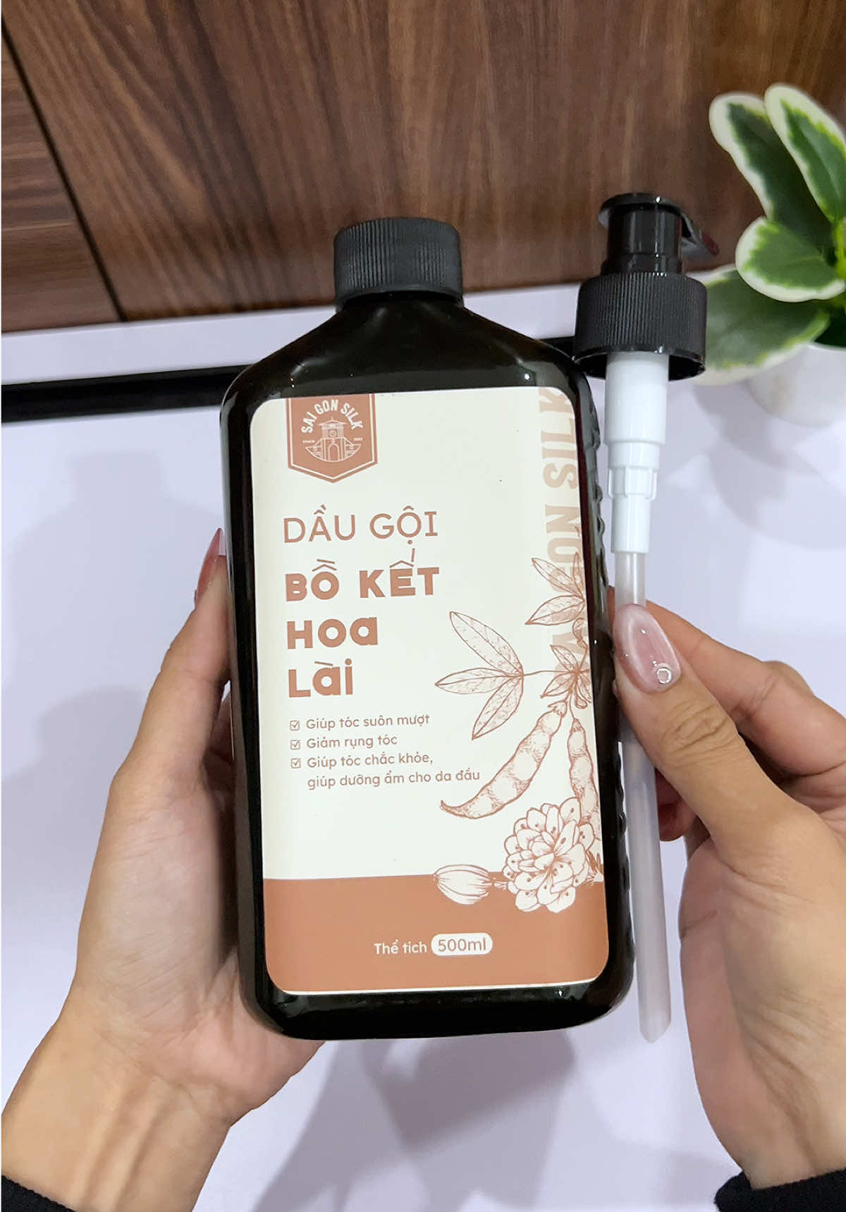 Dầu gội thảo dược Bồ Kết #daugoi #daugoithaoduoc #daugoitrigau #xuhuong #tranghatay96 