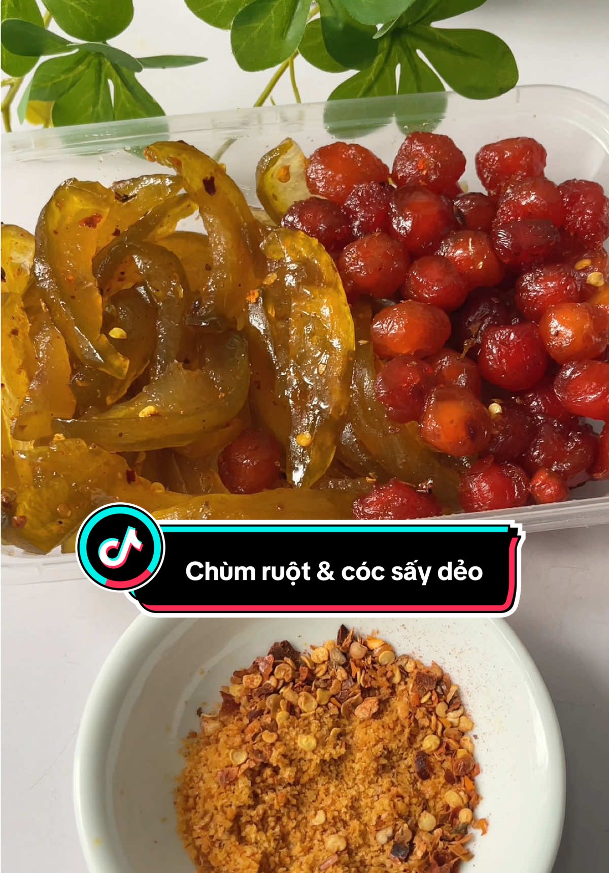 Chùm ruột - cóc dẻo chua chua cay cay. Combo này hợp lý ăn vặt chơi chơi, chấm thêm muối ớt nghiền luôn #chumruot #cocdeochuacay #ancungtiktok #foodreview #cocsaydeo 