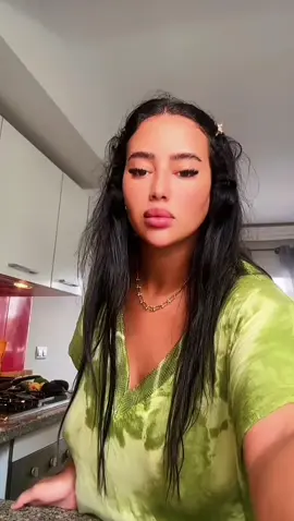 وقت تجهيز الغداء.. 🌸 