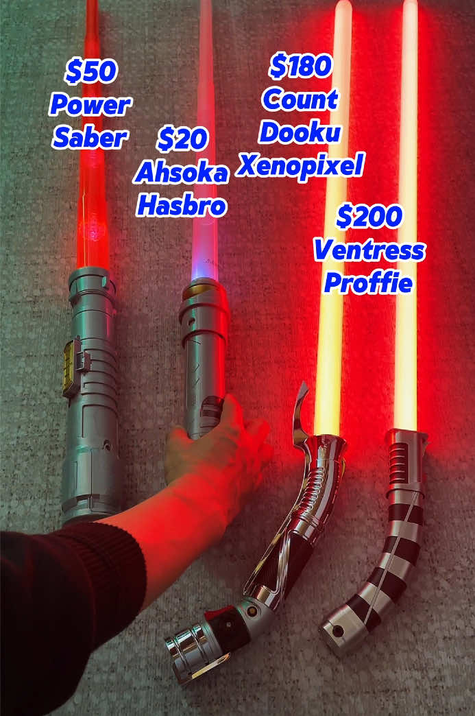 Ventress learned her curved lightsaber skills from Count Dooku, but where did Ahsoka learn her curved lightsaber?#collection #toys #starwars #lightsaber #power 