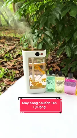 Máy xông khuếch tán tự động đem mùi hương nhẹ nhàng về với căn phòng #tuyethongreview #xuhuongtiktok #mayphuntinhdau #maykhuechtantinhdau #tinhdauthomphong 