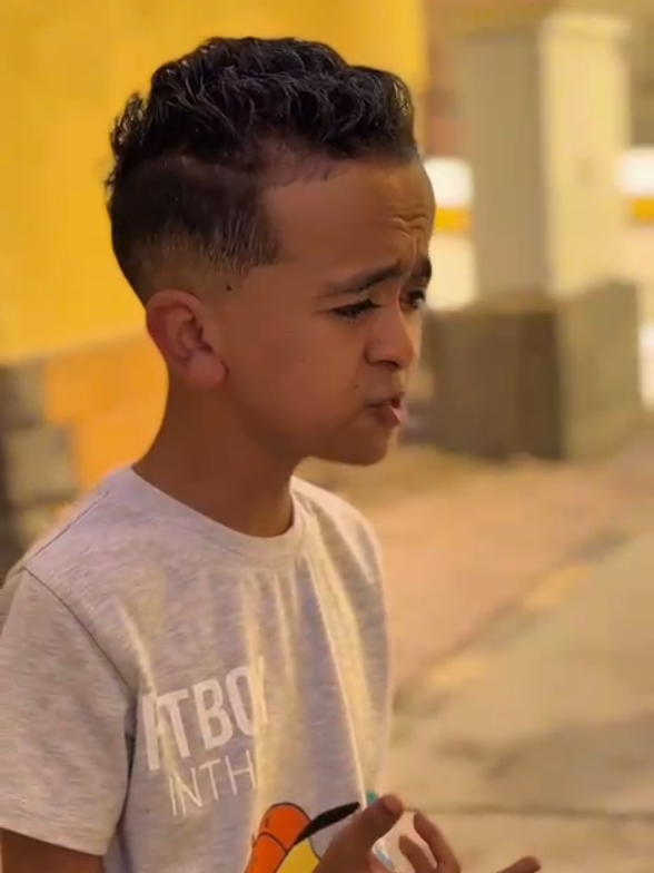 ‏تعال نشوف عبدالله مع مارفينا🤣#عبدالله_الكلحاوي #fyppppppppppppppppppppppp 