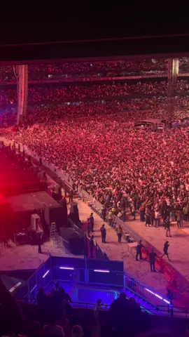 Cigarettes & Alcohol Poznan Oasia night 2 at Mervel stadium - Melbourne  @Liam Gallagher  #melbourne #oasislive25 #poznan #poznań #liamgallagher 