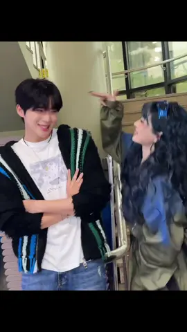 Dunia hanya milik mansaez 😭 lucuuuuuu #EUNCHAE #MOONSANGMIN #LESSERAFIM #MANSAEZ #FYP 