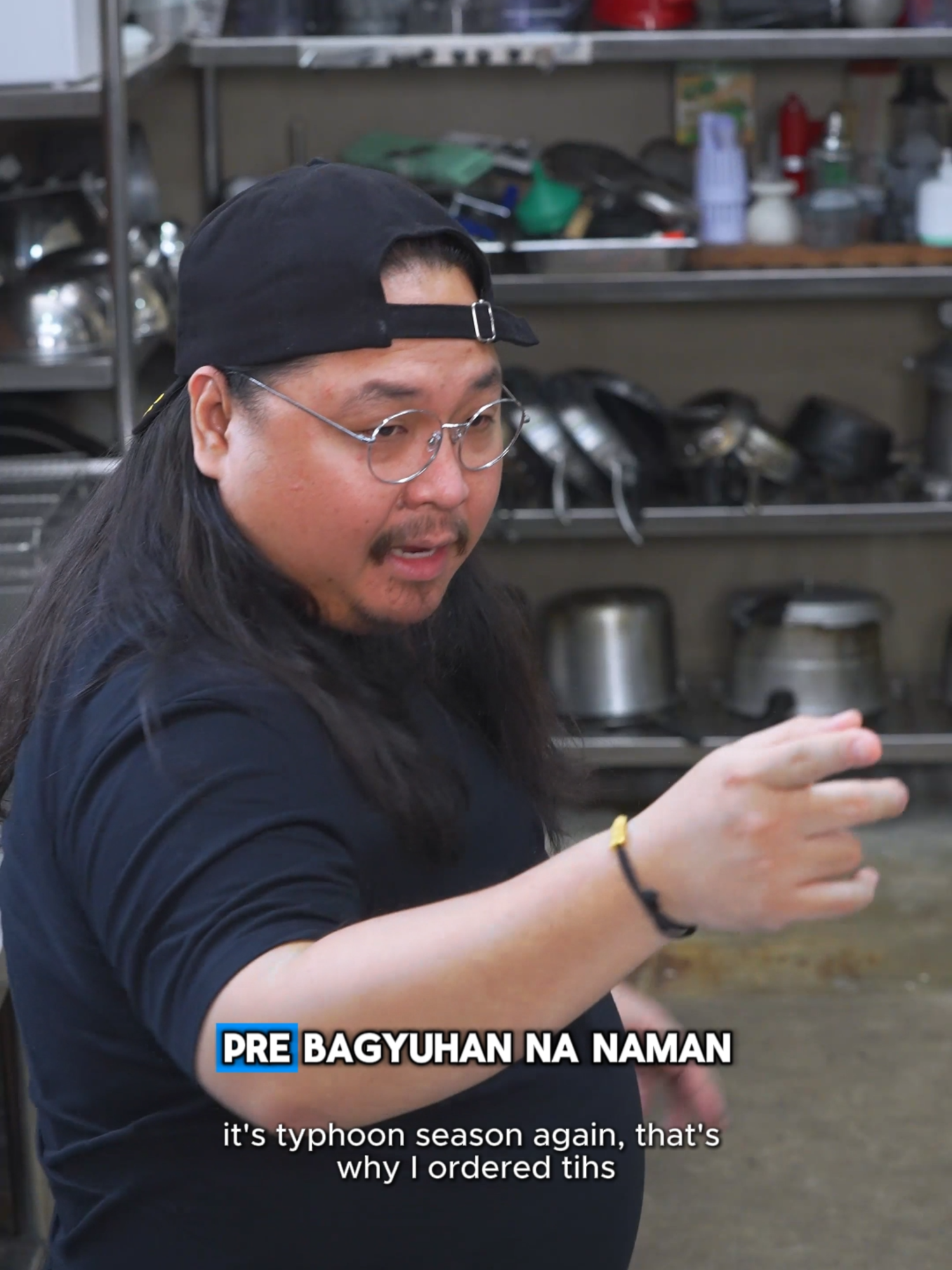 MAY BAGONG KASANGGA SI NINONG SA KUSINA AT SA BAHAY?! Ipinakilala ni @ninongry ang kanyang bagong power ally—BLUETTI Portable Power Station AC70P at PV350 Solar Panel at ang AC500 + B300K Home Battery Backup. Handang-handa sa kusina, sa bahay, at kahit sa biglaang brownout o outdoor challenge. Get your BLUETTI items today! 🛒Lazada: https://bit.ly/3AU6U5l   🛒Shopee: https://bit.ly/490FzLy  🛒TikTok: https://bit.ly/3Eu1ijz   🛒Website: https://bit.ly/3V2E5KW  #BLUETTIPhilippines #BLUETTI #PortablePowerStation  #ElectricityAnywhereEverywhere #SolarGenerator #NinongRy