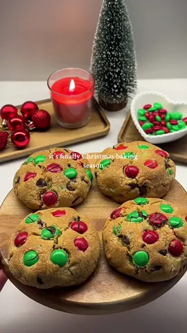 m&m christmas cookies recipe 🍪🎅🏼🎄🌟   ~12 large cookies Ingredients 	•	200g unsalted butter 	•	180g light brown sugar 	•	80g caster sugar 	•	1 egg 	•	450g all-purpose flour 	•	1 tsp baking powder 	•	½ tsp baking soda — for extra lift 	•	Pinch of salt 	•	200-300g M&M chocolate Method 	1.	Line a baking tray with baking or parchment paper. 	2.	In a large bowl, beat the butter, light brown sugar, and caster sugar with an electric mixer on medium speed until pale and creamy. 	3.	Add the egg and mix until fully combined. 	4.	Add flour, baking powder (and optional baking soda), and salt. Mix on low speed until just combined. 	5.	Fold in chocolate. 	6.	Scoop dough into large balls (about 90-110g each for big bakery-style cookies). 	7.	Freeze the dough balls for 30 minutes. 	8.	Preheat oven to 180°C fan-forced (or 200°C conventional). 	9.	Bake for 12 minutes, or 10 minutes if you make smaller cookies, until edges are golden and centers are soft. #baking #bakingrecipe #christmasbaking #cookie #fyp 