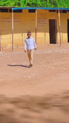 Legend yar 🦁❤️ #ᗰᵘՏᵗᗩفي #foryoupage #fyp #somalitiktok @D.A.j🦁❤️ @A Z E Y R •𐦐༄࿐🧃🦕💙 @محمدsuul👓🪔 @Eprahiemm faisal 🦁🖤 