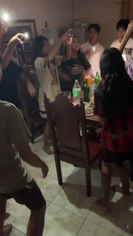 OA’s and Nonchalant😂 #makeitviral #bondingtime #fyp #tiktokviral #trendingsound #partytime 