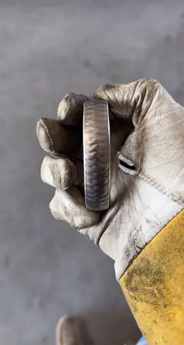 Làm cái lắc tặng bồ mà e ấy chê.#cơkhí #thohan 