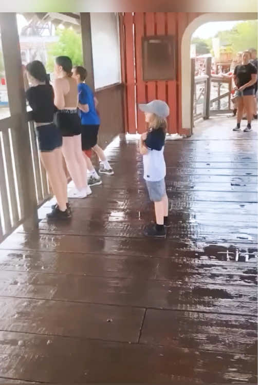 An Interesting Fall into the Water 😂😂😂#usa #fail #funny #unlucky #falldown #fall 