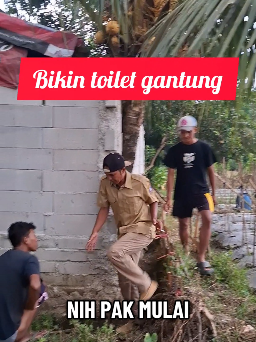 proyek bikin toilet gantung#komedilucu #vidiolucu 