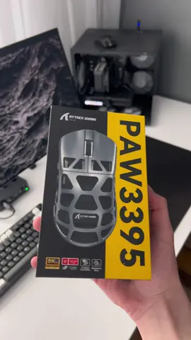 ATTACK SHARK R3 @mambasnake #wallpaper #minimalist #fyp #setup #clean 