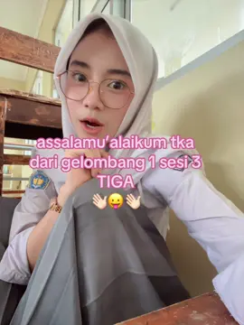 orang lari keluar kita lari masuk😝