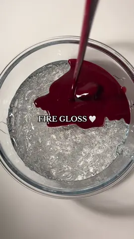فاير قلوس من مجموعة قلوريس ليبس 🤍 #اكسبلورexplore #viral #foryou 