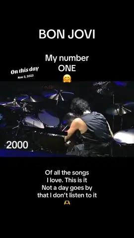 #onthisday we absolutely need @Bon Jovi to tour Australia💛 #bonjovi #tour #australia #fyp 