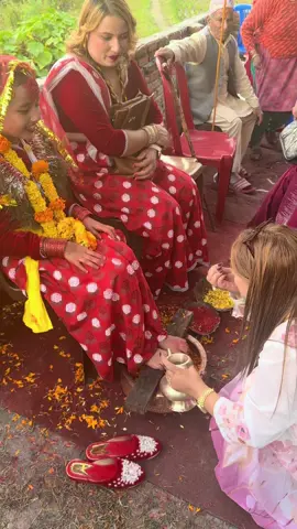 थाहा थिएन एकदिन बहिनीको छोरी बहिनी भन्दा प्यारी हुन्छे भनेर 😘 #thulomamuchora #fyp #guneucholi #pyarichhori #fyp @रश्मि पौडेल 