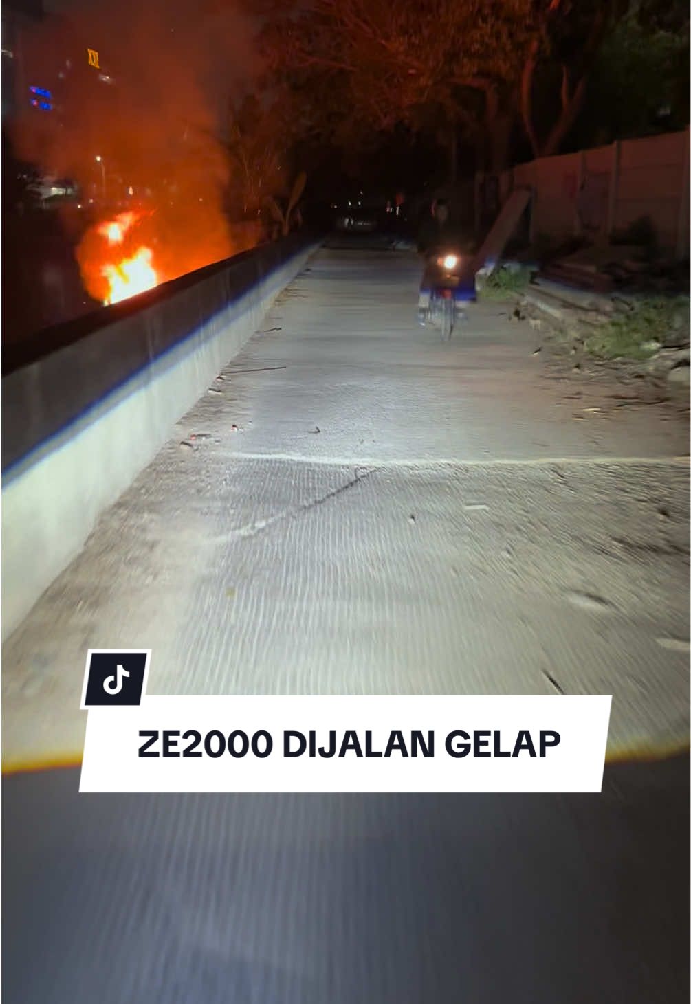 Ze2000 dijalan gelap.. #fyp #biled #helm #meelytz #tv 