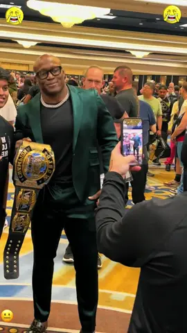 Aren’t you afraid of getting beaten up?#funnyvideos #prank #fyp