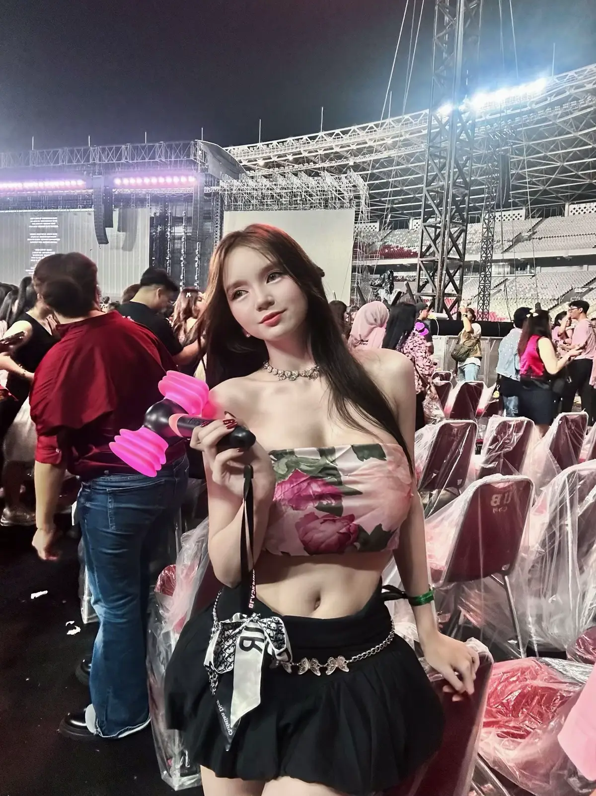 My outfit last night at deadline world tour in Jakarta blackpink concert🖤💗🫶🏻 #kienzymylien #blackpink 