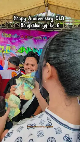 Seneng banget bisa Shadaqah ke mbknya🤭 #driverkotakeris  #clb_bangkalan  #l300_pickup 