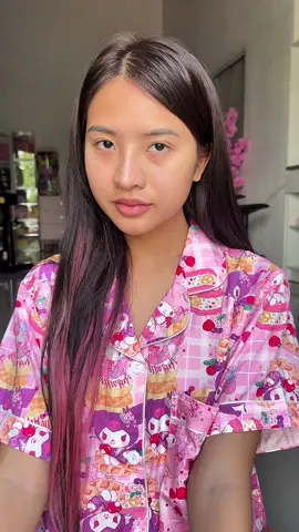 ใครยังไม่ได้ดูคลิปแต่งหน้าไปดูช่องหลักได้นะ