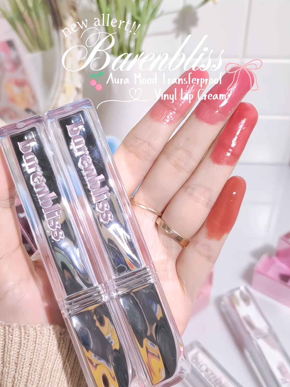 akhirnya barenbliss punya lip vinyl, shadenya cantik semua 😍🦢🌸 #lipvinyl #barenbliss #BeautyTok #lippies #waterprooflipstick 