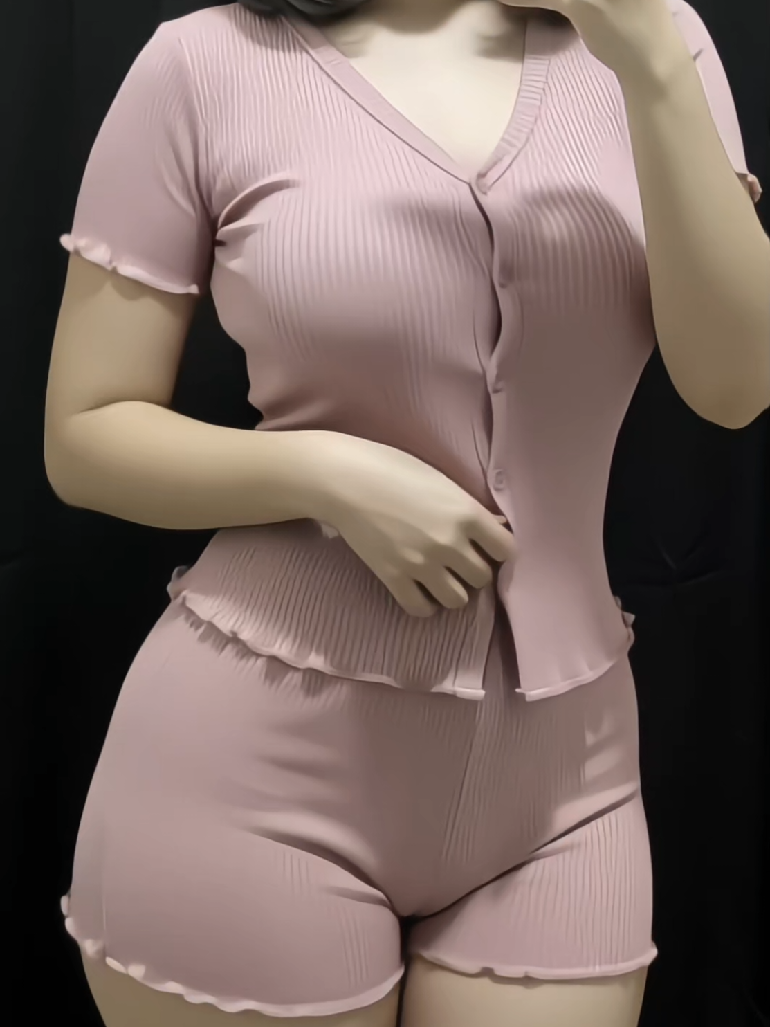 PROMO! Awal bulan, turun harga 1set baju + celana cuma 5rban. buruan di co dari sekarang say 😭😍 #GajianSale #promoguncang1111 