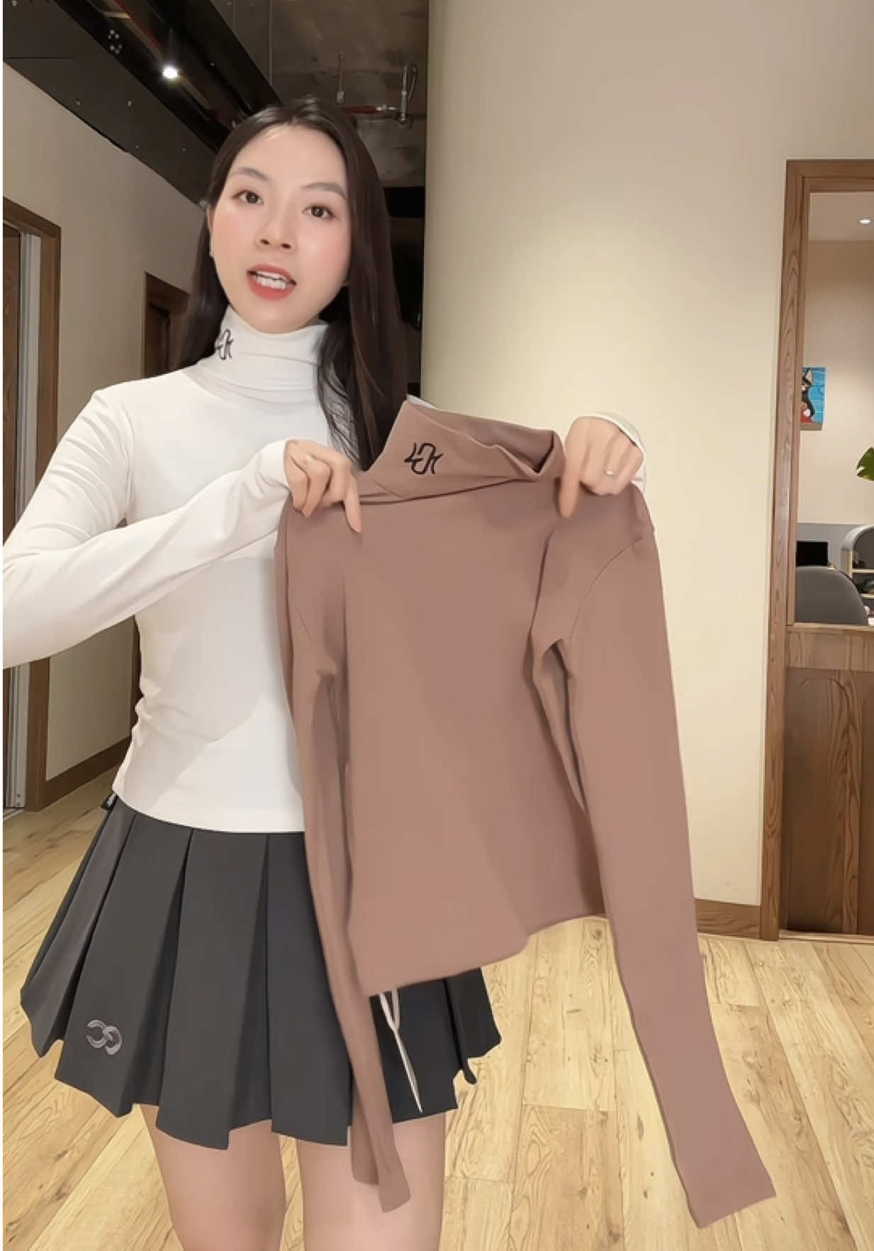 Mùa đông ai cũng cần ít nhất 2 áo giữ nhiệt ở tủ #linhlunglieng #aogiunhiet #aocolo #guno 