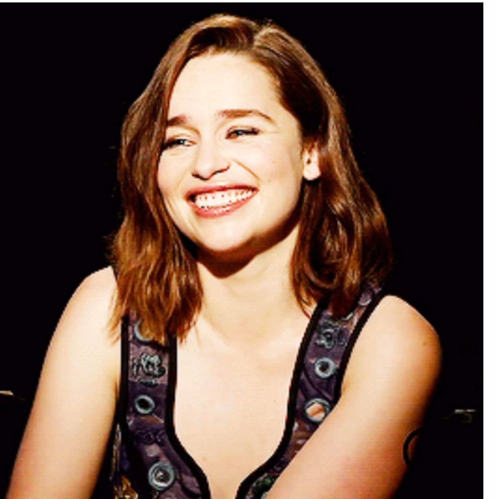 😫#ايميليا_كلارك #emiliaclarkeedit #fyppppppppppppppppppppppp  #foryou #اكسبلورexplore 