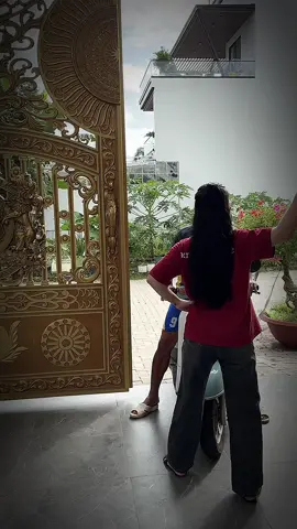 Được nước làm tới @Trai Đẹp iPhone Miền Tây @Lâm Long Thức @Phước Mắt Nai #SotiePerfume #traidepbaniphone 