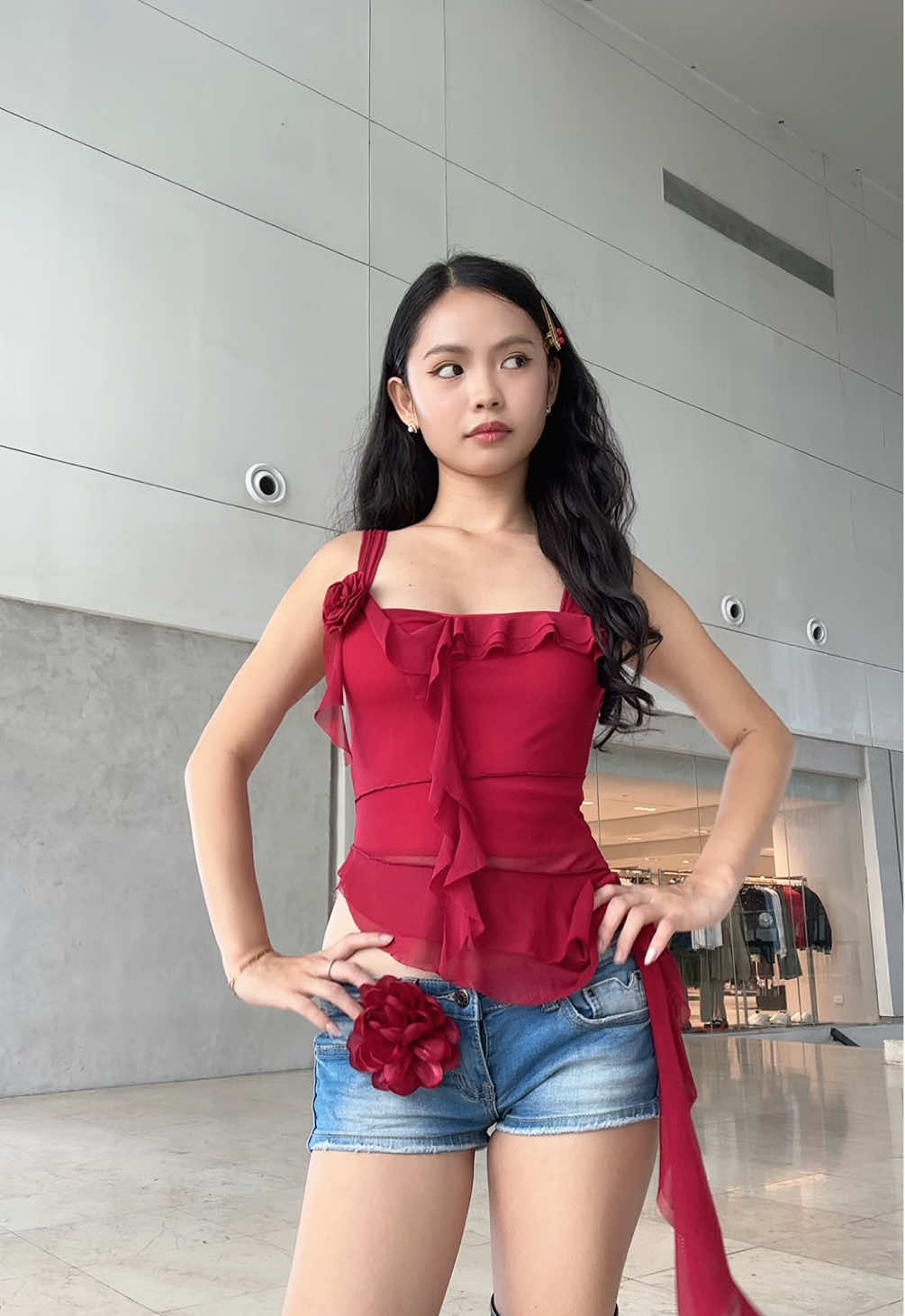 red fit sizannn #redoutfit #redtop #jellyfishtop #lowwaist #baddieoutfit