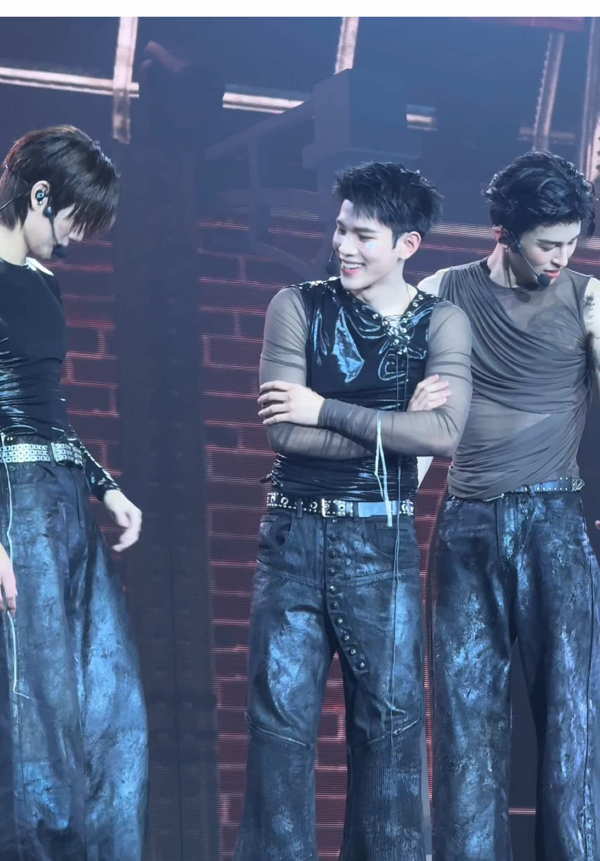 น้องโฟร์ทใน 'POND PHUWIN Rendezvous FANCON' 🩶 (Sun. 2 November 2025) #PondPhuwinFanconD3 #PondPhuwinFancon  #Fourthnattawat #โฟร์ทณัฐวรรธน์ 