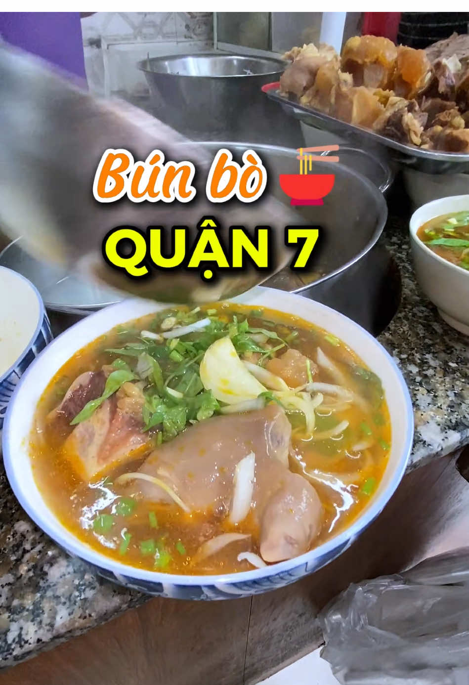 Bún bò địa phương quận 7 dành cho quý cô bác thích ăn ĐẬM VỊ 🍜  #reviewanngon #reviewquananngon #bunboquan7 #bunbongon #bunbohuequan7 