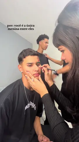 se eles verem que eu postei coisa fofa c eles eles me matam e mandam eu apagar 🥰🥰#halloweenmakeup #foryoupage #fyp #paravoce #fy 