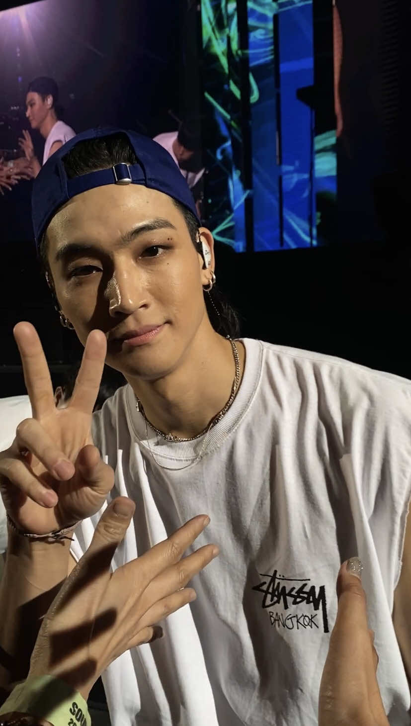 Oh, can you be my darling? 🌴✨🤏🏻  #jayb #อิมแจบอม #เจบีgot7 #got7 