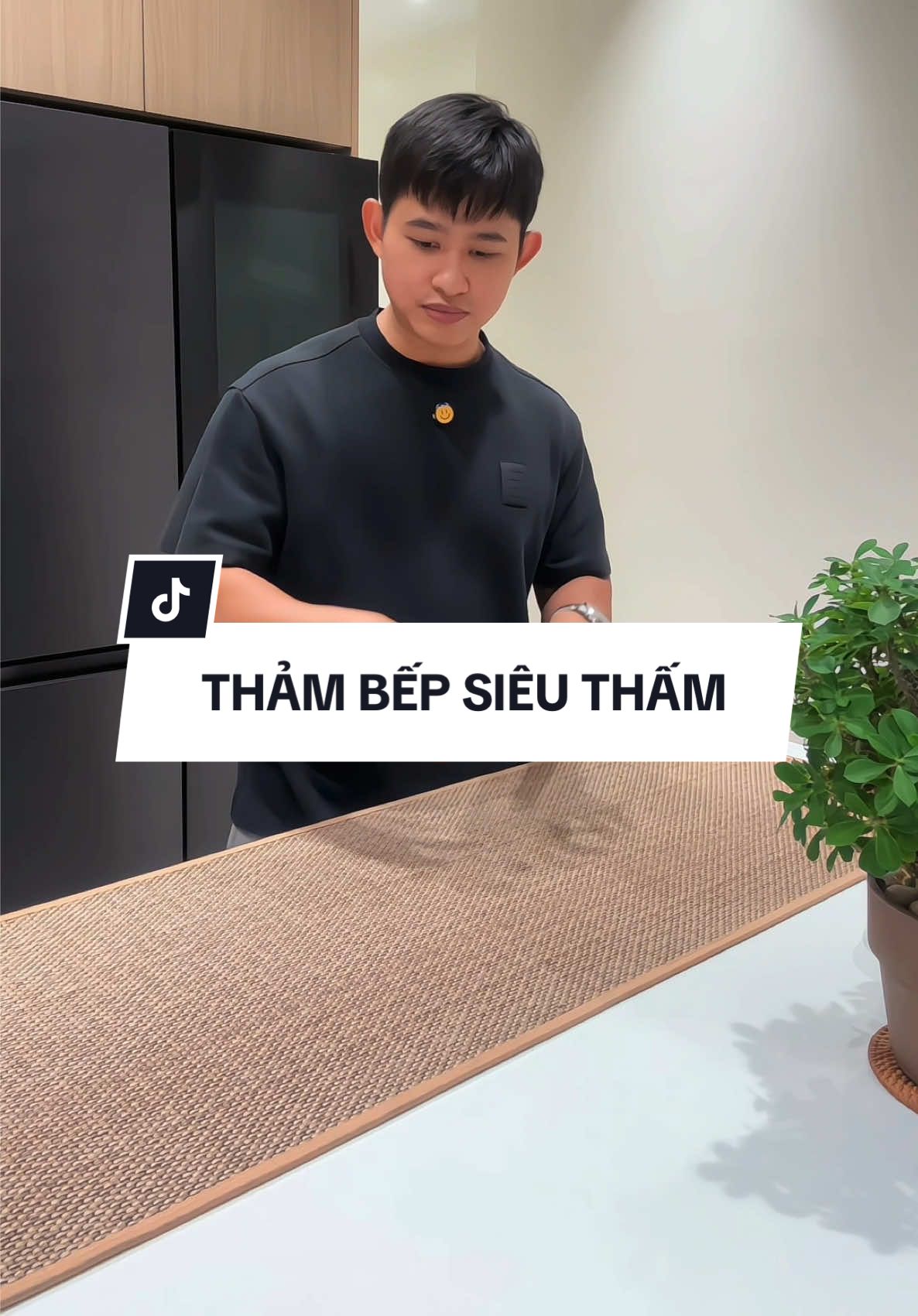 Thảm này để ở bếp rất hợp lý vì nó thấm nước tốt và đàn hồi cao, hạn chế rơi vỡ đồ #bacuabap #babapreview 