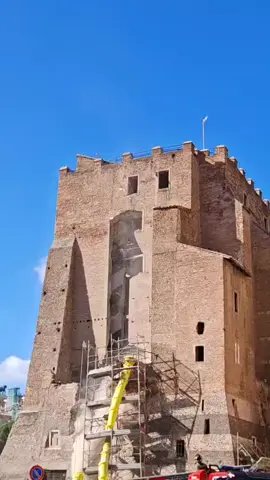 Torre dei Conti 2º crollo  #roma #crollo #torre 