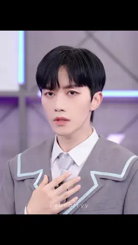 หล่อก็หล่อ เท่ก็เท่ เต้นก็เก่ง เสียงก็เพราะ รักไม่ผิดคนจริงๆ #หวงซิง #huangxing #Eliothuang #DesireTheSeries #Desire4 