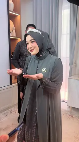 Masyallah sarimbit Aisha akan segera hadir  #scarves #sarimbitaisha#sarimbitkeluarga #sarimbit2025 #sarimbitinayalesy @Nursyaidahqodriyya  @Muhammad Pasha 