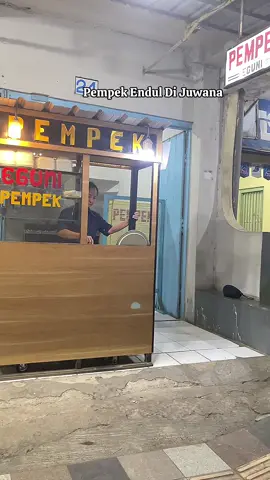 Kalian wajib coba… Empek2 endul,tempat bersih, gk usah diragukan lagi soal rasa 😍 #kulinertiktok 