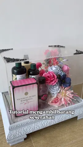 Hanya barang client saja yang di ambil…tanpa merubah hiasan bunga atau memindahkan property yang bukan kepemilikan client 🙏🏻 Info lebih lanjut Hubungi WA kami 📲 082333397777 #fyp #viral #seserahanmuncar #seserahanbanyuwangi #hantaranmuncar