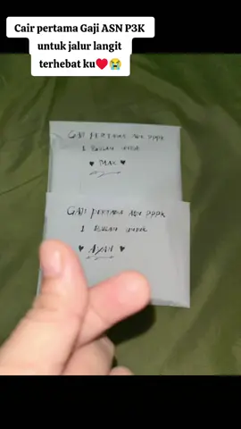 Terimakasih untukmu orang tuaku yg telah melangit kan doa, lulus tanpa afirmasi nampak sangat mustahil, begitu hebatnya doa mereka sehingga mampu menandingi 1.600 doa ibu lainnya.@Erna Puetry Atjeh  #gajipertama #gurusd #pppk #pppk2024 #ibu 