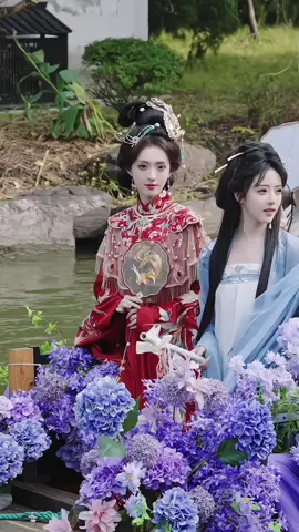 翩若惊鸿，宛若游龙 #hanfu汉服 #hanfuchinese #tỷtỷxinhđẹp #gaixinhchina #emxinh 