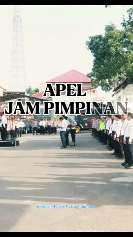 Kegiatan Apel pagi Polres Padangsidimpuan yg dipimpin langsung oleh Kapolres Padangsidimpuan AKBP Dr. Wira Prayatna, S.H, S.I.K, M.H Peserta Apel pagi diantaranya yaitu : Para PJU Polres Padangsidimpuan, Para Perwira Polres Padangsidimpuan, Brigadir, ASN dan PHL Polres Padangsidimpuan.  Dalam Arahannya, Kapolres menyampaikan Evaluasi dan analisa kegiatan beberapa waktu yang lalu, pertama launching dapur SPPG kita yang telah diresmikan oleh bapak Wakapolda Sumut berjalan lancar dan baik, dan pada hari Sabtu kita melaksanakan beberapa kegiatan antara lain kegiatan HKGB, perayaan HUT Polwan serta acara pelepasan rekan kita yang telah  purna tugas, Alhamdulillah semua nya dapat berjalan dengan baik dan lancar, saya mengucapkan terima kasih kepada rekan rekan semua atas pelaksanaan kegiatan tersebut,  Lalu Terkait program pemerintah ketahanan pangan dan MBG, polri mendukung penuh setiap program pemerintah, untuk itu kita harus optimalkan satgas pangan dan kedepan kita akan bentuk satgas MBG sehingga kita dapat mengantisipasi permasalahan sekecil apapun yang timbul dalam program MBG. Kemudian tugas fungsi sehari hari agar dilaksanakan dengan sebaik baik nya dengan penuh rasa tanggung jawab,  piket harian , padal , pawas dan Pamapta agar optimalkan penggunaan HT, Ujar Kapolres dalam arahannya didepan personil Polres Padangsidimpuan  (Senin, 03 November 2025)